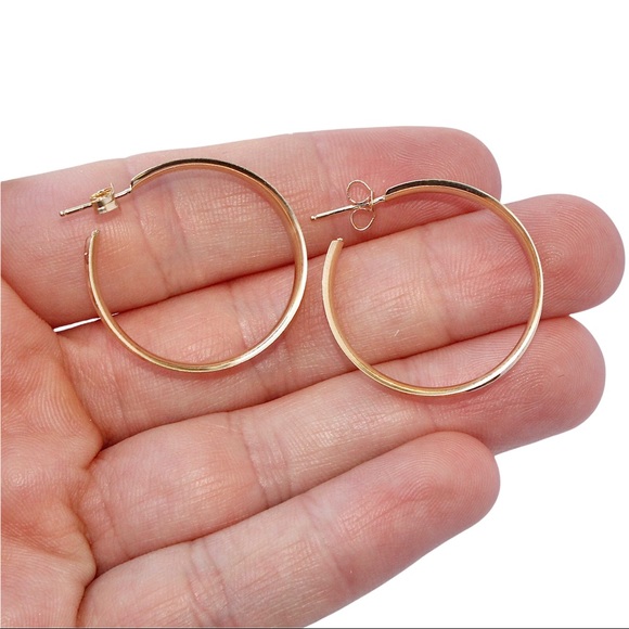 Vintage 14K Gold Hoop Earrings Large / Wide Hoops with Twisted Rope Cable Detail - Picture 5 of 7